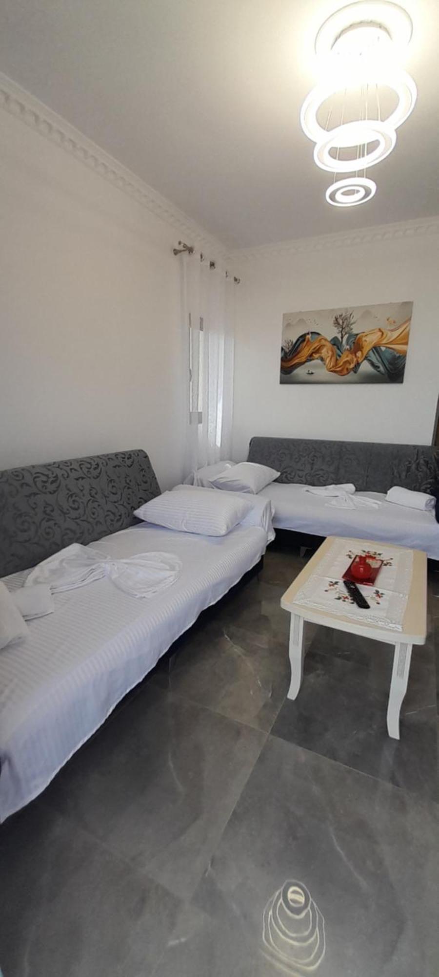 Miri'S Villa Sarandë Eksteriør bilde
